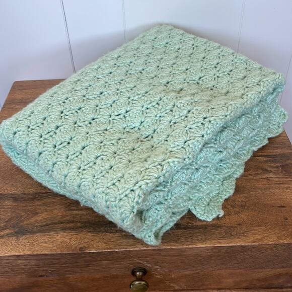 Handmade Crochet Baby Blanket Mint/Sea-foam Green Afghan Security 42x36 - Picture 4 of 7